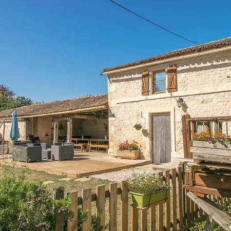 Tatil Evi La Charronniere: Exclusive